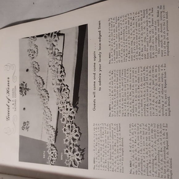 Vintage Tatting Book No 207 A Fascinating Book of Delicate Lace Designs - Picture 3 of 8